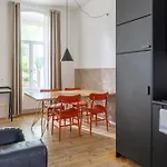 Apartment Mooeve Flatboxi *