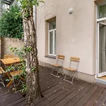Mooeve Flatboxi Apartment Berlin