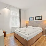 Mooeve Flatboxi Apartment *