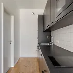 Mooeve Flatboxi Apartment