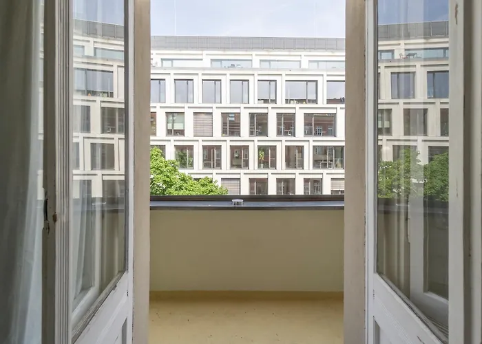 Mooeve Flatboxi * Berlino