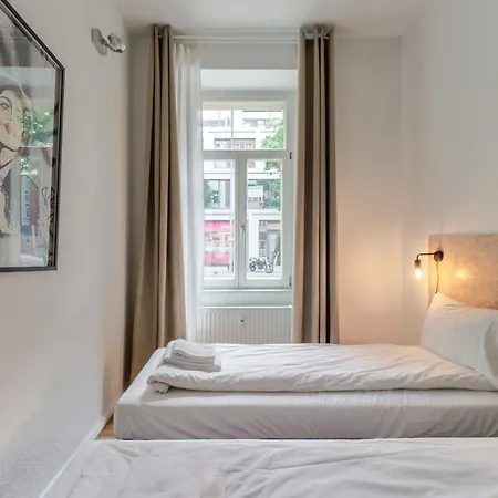 Apartment Mooeve Flatboxi Berlin