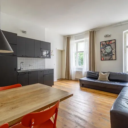 Apartment Mooeve Flatboxi Berlin