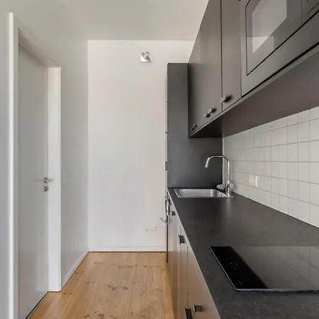 Mooeve Flatboxi Apartment