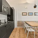Mooeve Flatboxi * Berlin